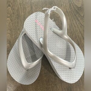 Toddler Flip Flops - Old Navy - Size 8